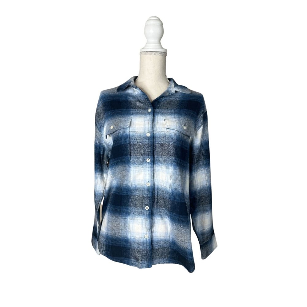 Old Navy Blue Plaid Flannel Size M